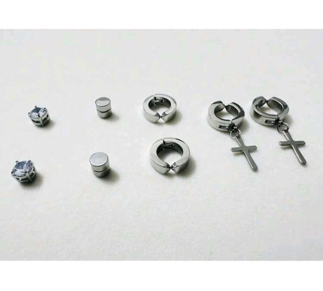 ARITOS SET DE 8 PIEZAS MAGNETICOS SIN NECESIDAD DE PERFORACION DE ACERO INOXIDABLE ARIT1